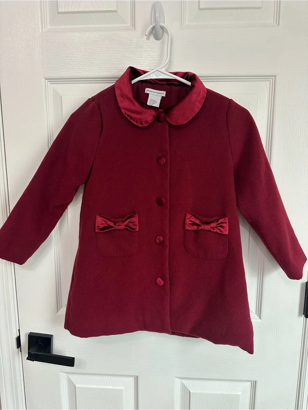 Vintage red Kids  holiday jacket by Cupcakes and Cashmere Size 5/6 Satin Collar